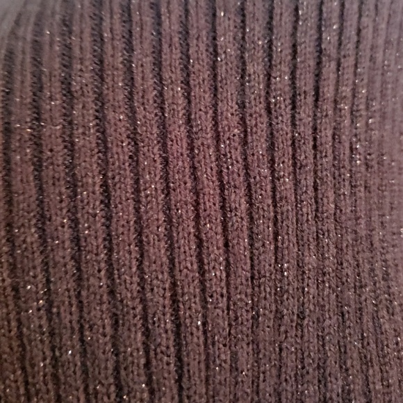 🆕️NWT ruff hewn GREY cold shoulder turtleneck - Picture 4 of 4